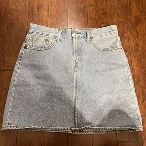 Levi’s Denim Skirt